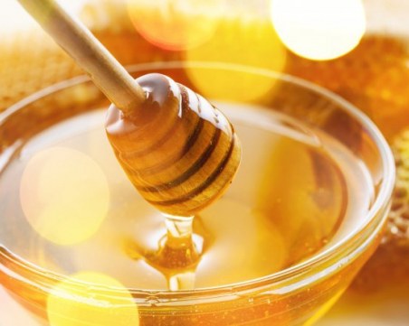 Унищожават над 44 кг мед по нареждане на БАБХ