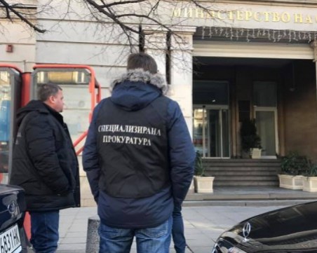 Спецпрокуратурата влезе и в Екоминистерството! Има арестувани