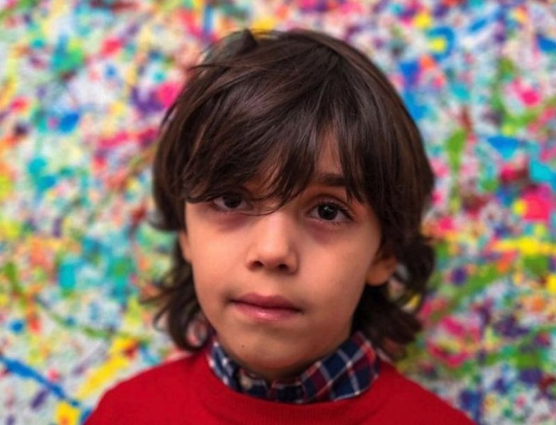 7-годишно момче продава свои картини за хиляди евро