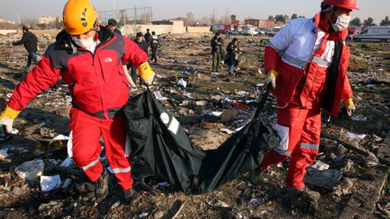 От Иран с първи доклад за причините за разбиването на самолета със 176 души
