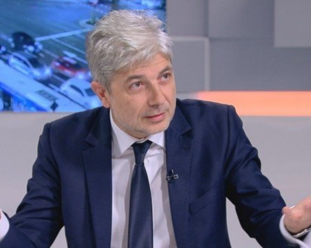 Адвокатът на Нено Димов: Не е длъжен да разбира от нива на води