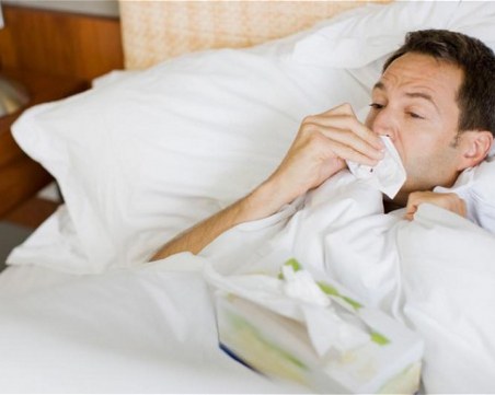 Коварен грип поваля за 2 часа