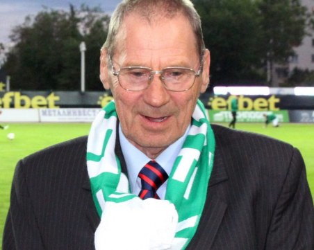 Почина легендата на родния футбол Петко Петков