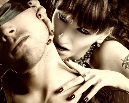 Скритите послания: Зодии и вампиризъм