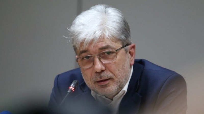 Оставиха министър Нено Димов в ареста