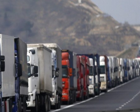 АПИ очакват до 60 млн. лева приходи на месец от тежкия трафик