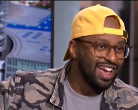 Бежанец е поп звездата на Европейския парламент