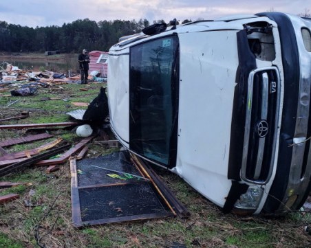 Бури вилнеят в САЩ – най-малко 11 са загинали