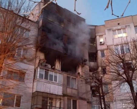 Жена е загинала при взрива във Варна, 7 души са в болница