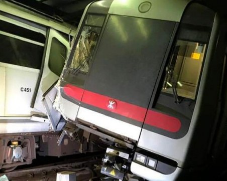 Два влака се сблъскаха в Неапол, има ранени