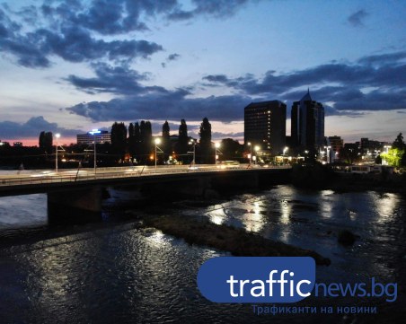 Голяма авария в Кършияка! Хиляди останаха без вода и ток