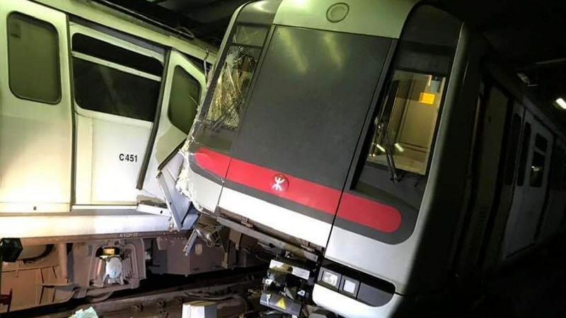 Два влака се сблъскаха в Неапол, има ранени