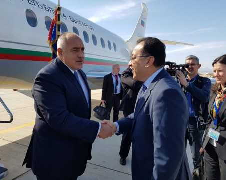 Борисов пристигна в Египет, открива нова военоморска база