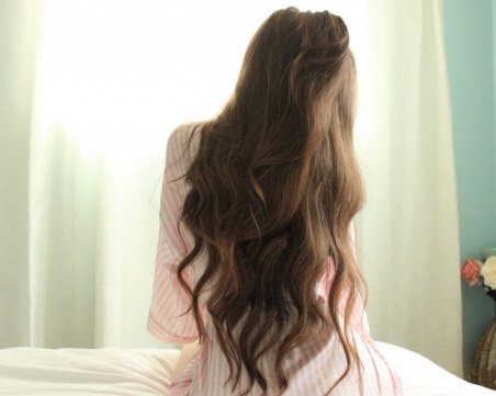 Трикове, с които да стимулирате растежа на косата