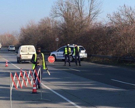 Трима са задържани при спец операцията на ГДБОП в Бургас