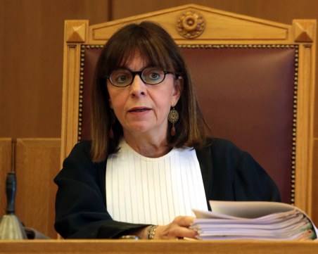 За първи път жена може да стане президент на Гърция