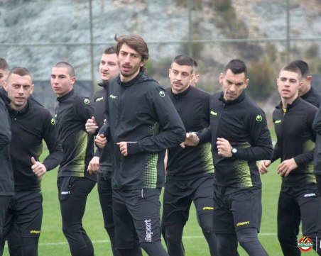 Ботев с първа тренировка в Алания