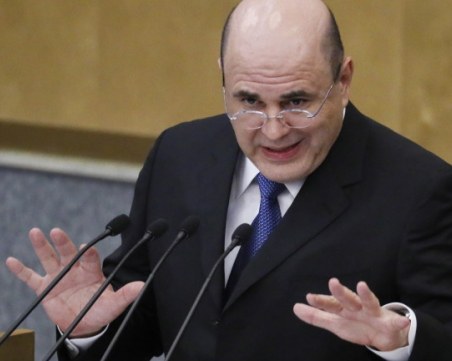 Критици на Путин го подхванаха за имотите на новия премиер