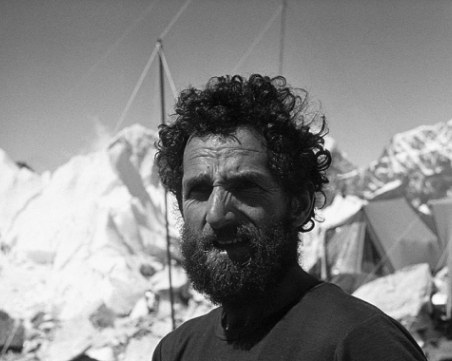 Отиде си голям български алпинист, участник в експедицията до Еверест