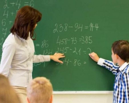 Учители и IT специалисти ще са най-търсените кадри