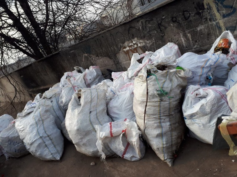 Събраха цял камион боклуци от река Марица в Пловдив
