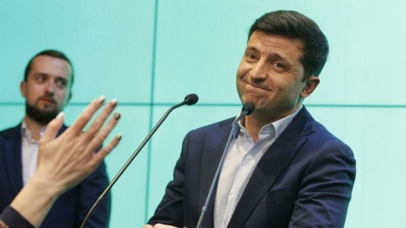Зеленски отказа да приеме оставката на украинския премиер