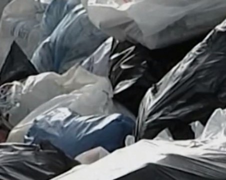 Боклук за милиарди: Италиански екозащитници във война с неаполитанската мафия