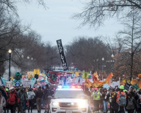 Хиляди жени на протест срещу Тръмп