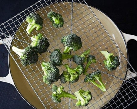 Какви са ползите за здравето от готвенето на пара?