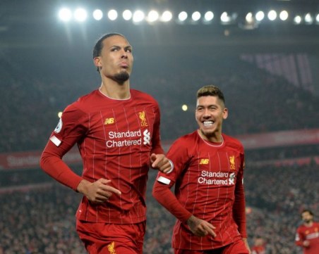 Ливърпул надигра Юнайтед за 13-та поредна победа във Висшата лига