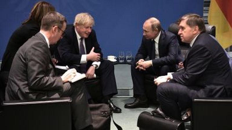 Борис Джонсън и Владимир Путин на първа среща, не успяха да се разберат