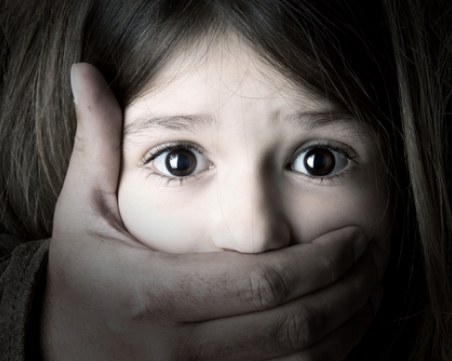 Брутално насилие: 8-годишно дете е малтретирано сексуално от съученици