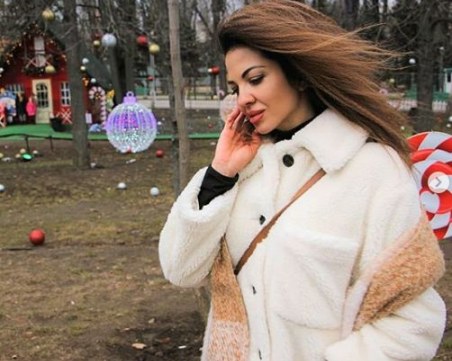 Фенове на Камелия и Галена скочиха срещу Райна