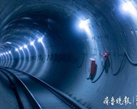 Приключи изграждането на най-дългия подводен жп тунел в Китай