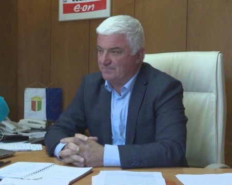 Запорираха всички сметки на Чепеларе