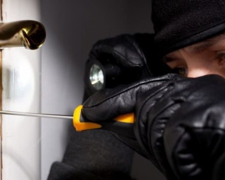 Крадец обра 