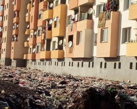 Полиция влезе в ромския квартал в Казанлък