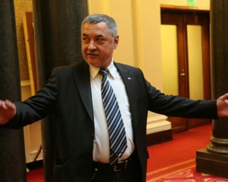 Валери Симеонов: Комисията за хазарта е пробита в полза на един играч