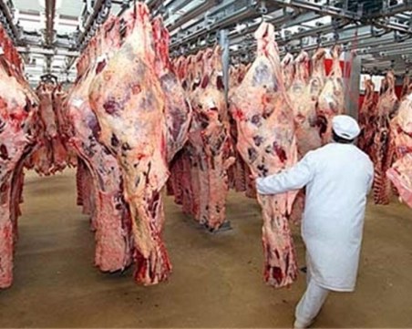 Икономическа полиция проверява един от най- големите месокомбинати в Пловдив