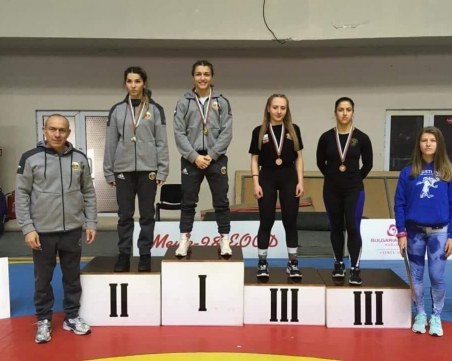 Пловдивчанка с медал от държавното по борба