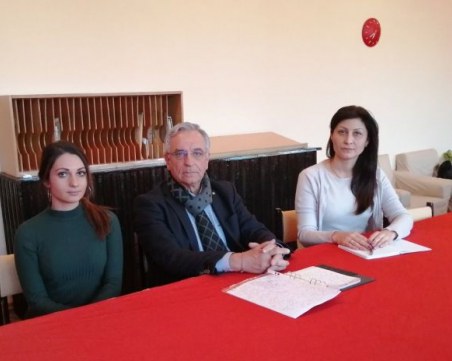 Слагат видеокамери в Центъра за хора с деменция в Пловдив