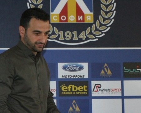 Шефът на фенклуба на Левски: Клубът е политически и икономически заложник
