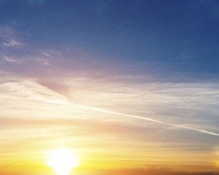 Затоплянето продължава, живакът скача над 10 градуса