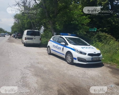 Мъртво пиян открадна кола, заби се в канавка