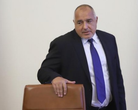 Борисов към ресторантьорите: Искате на черно да си купувате краставиците и доматите?