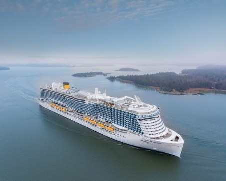 Два кораба заседнаха в Дунав, затрудняват плаването