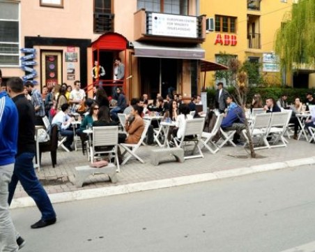 Как 170 000 млади българи могат да бъдат накарани да работят