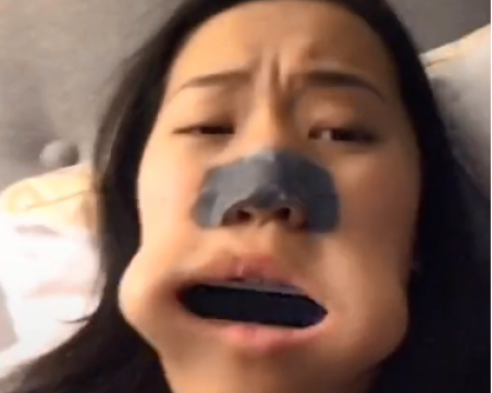 Хармоника се заклещи в устата на момиче, прати го в болница