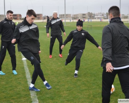 Локо разби елитен полски тим, гол шедьовър на Умарбаев