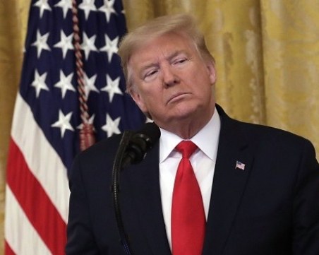 Ограничават правомощията на Тръмп